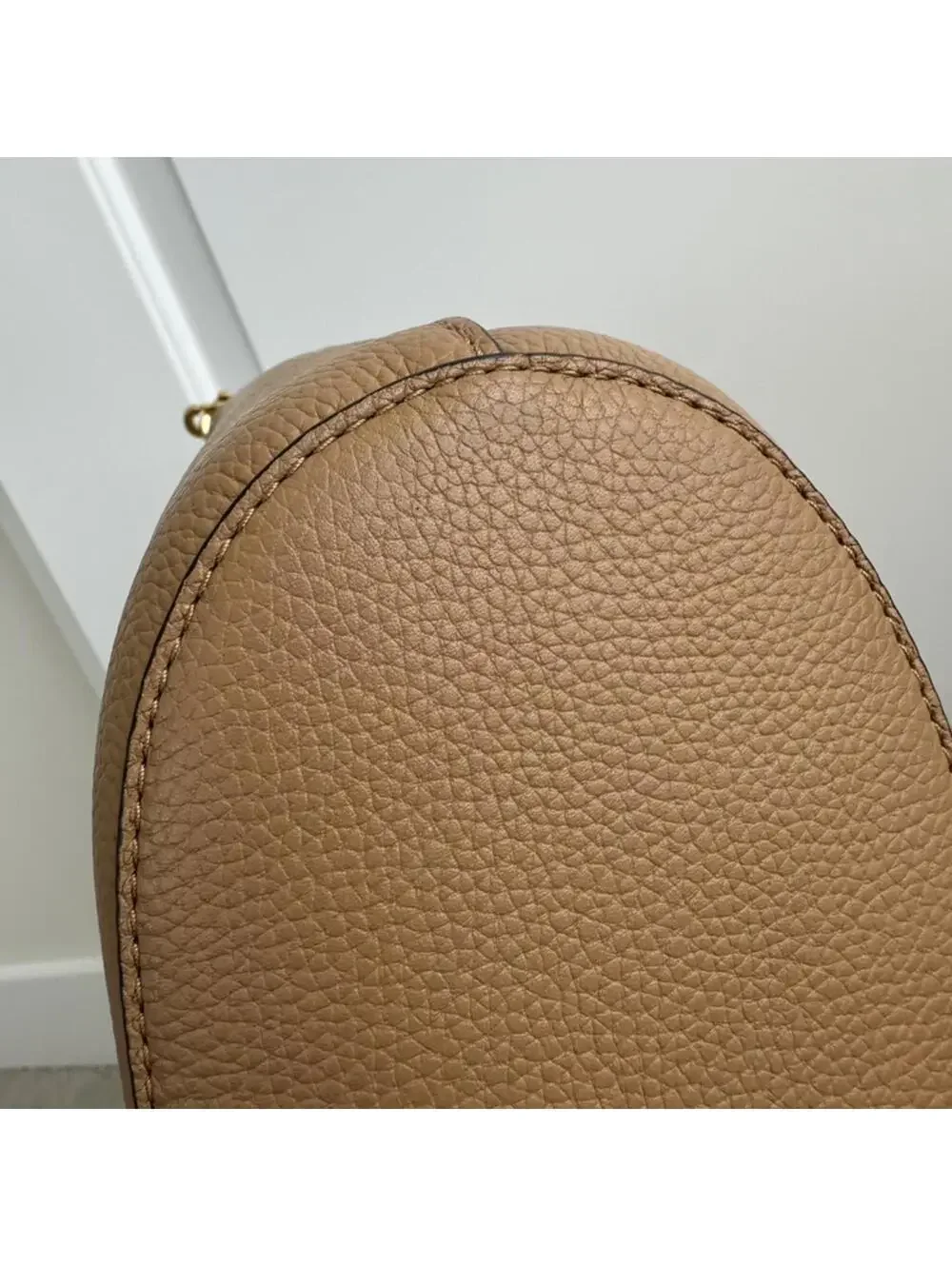 Tory Burch McGraw Leather Bucket Bag Tiramisu Brown Gold Hardware